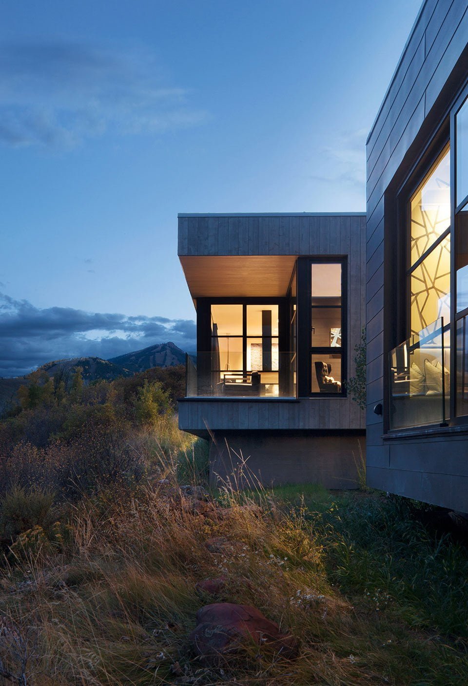 the  villa overlooks dramatic mountainous scenery